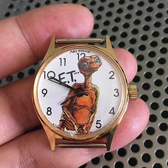 Hallmark | Accessories | 983 Et Windup Collectible Watch By  display picture 3